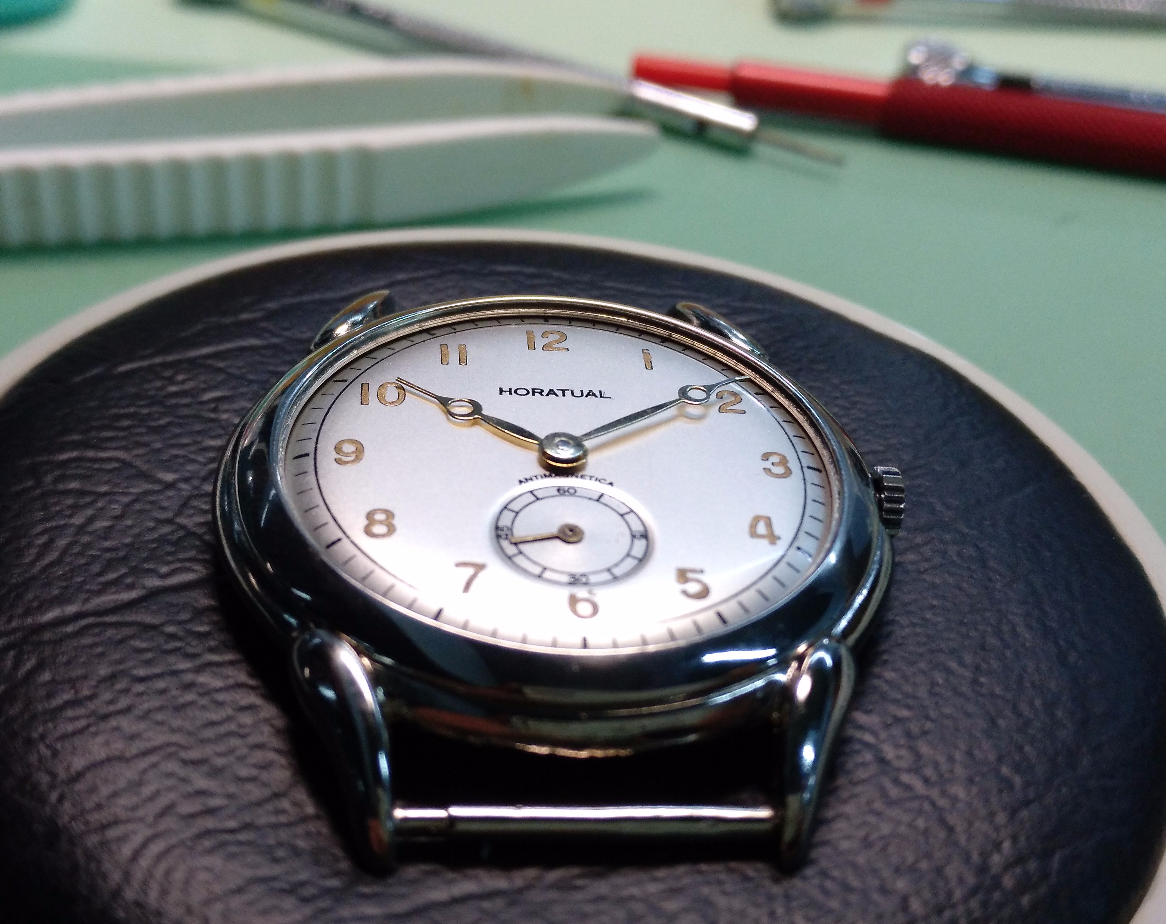 Caja con asas artísticas